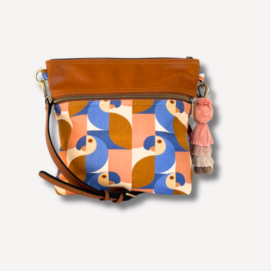 Parrot Bucket Bag