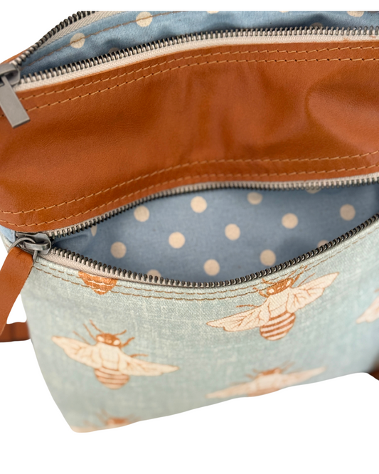 Blue Bee Bucket Bag