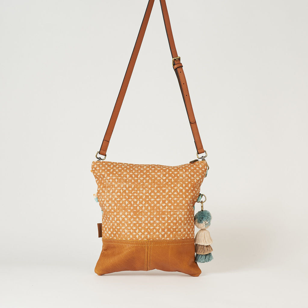 Retro Floral Foldover Bag