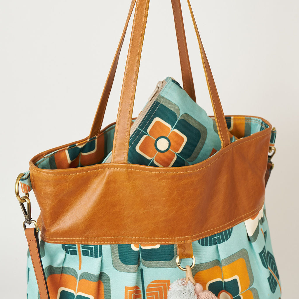 Floral Retro Weekender Bag