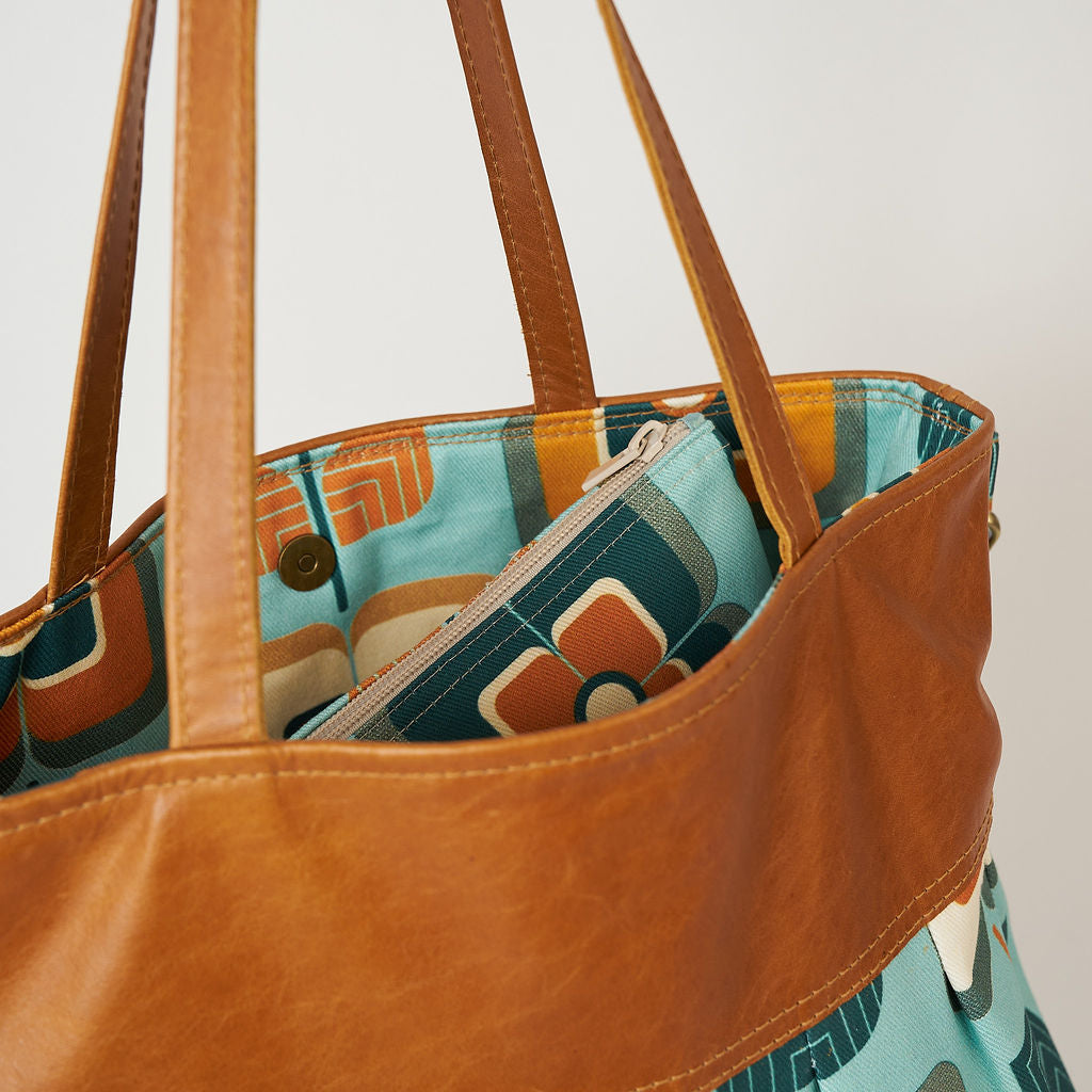 Floral Retro Weekender Bag