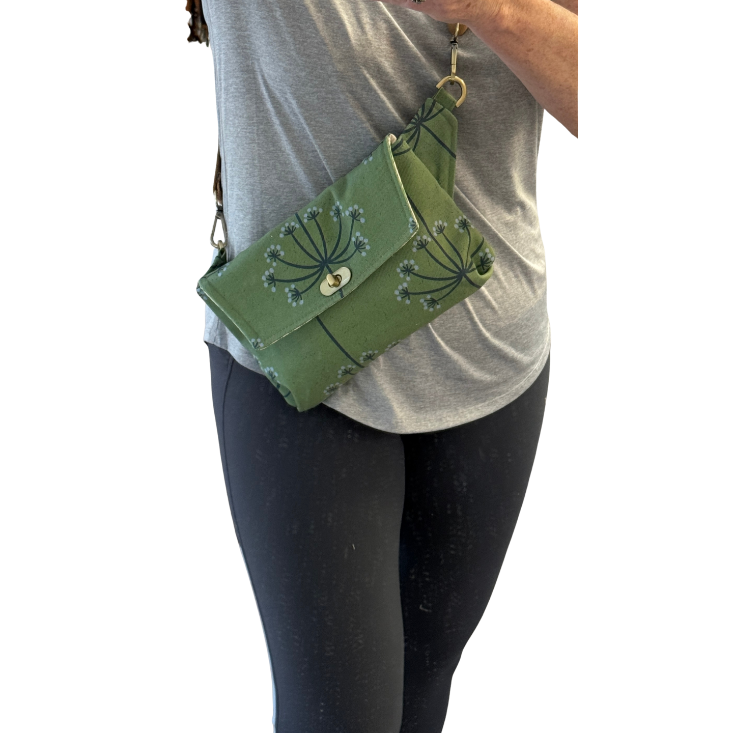 Dill Flower Travel Sling