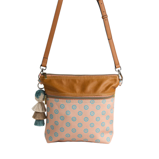 Graphic Flowers Bucket Bag