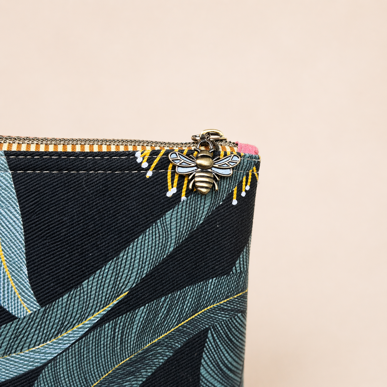 Daily Purse Yellow eucalyptus